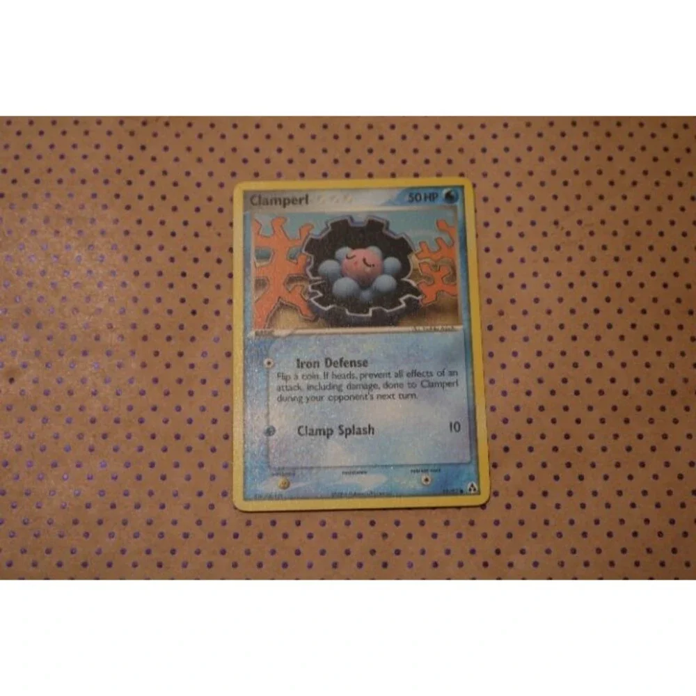 Clamperl 51/92 Pokemon Card (2006)